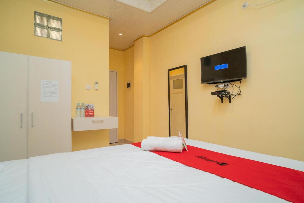 Reddoorz Plus Syariah Near Pasar Turi Surabaya Eksteriør bilde