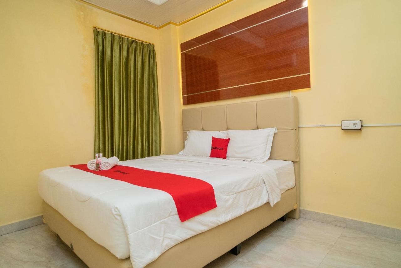 Reddoorz Plus Syariah Near Pasar Turi Surabaya Eksteriør bilde